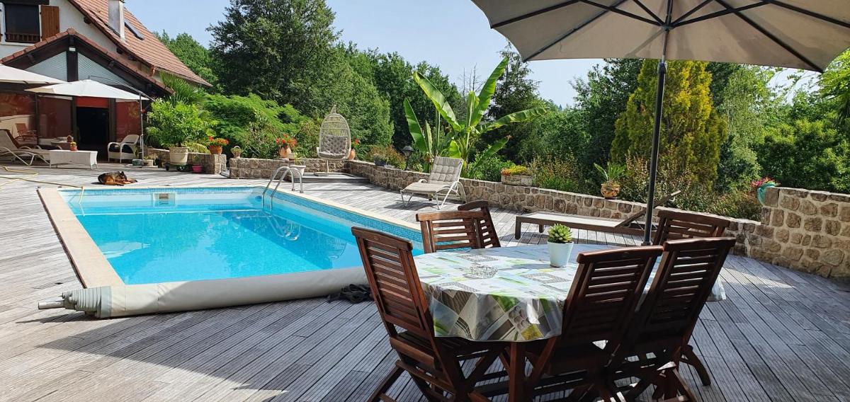Chambre d'hôtes un petit coin de paradis en Corrèze - Housity