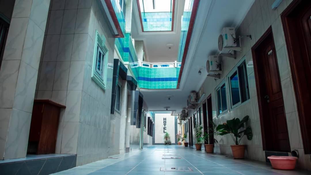 Bénin Berge hotel - Housity