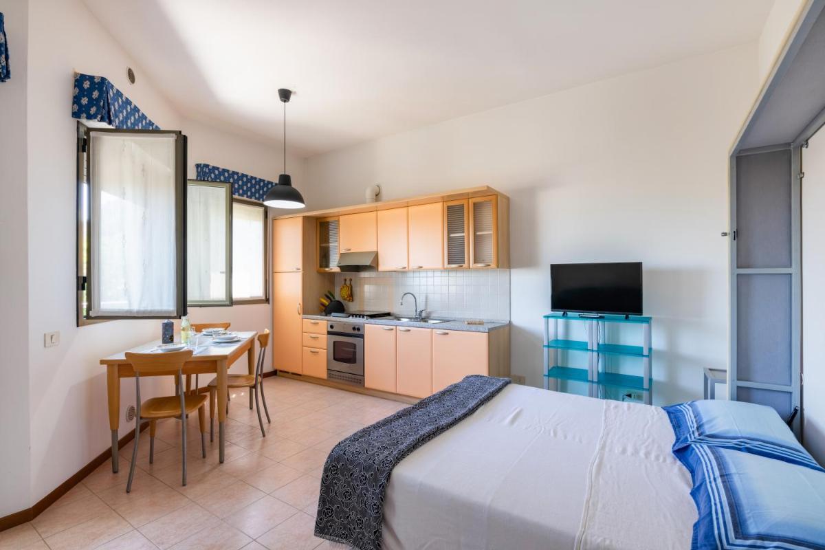 Residence I Gelsi - Apt Aria di Mare with parking - Housity