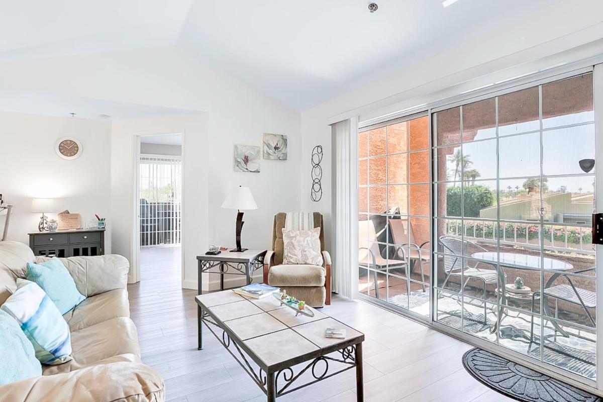 Esprit Vacation Condo - Housity
