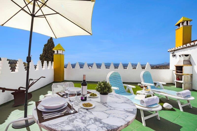 Ático El Pasero con Solarium y Barbacoa - Housity