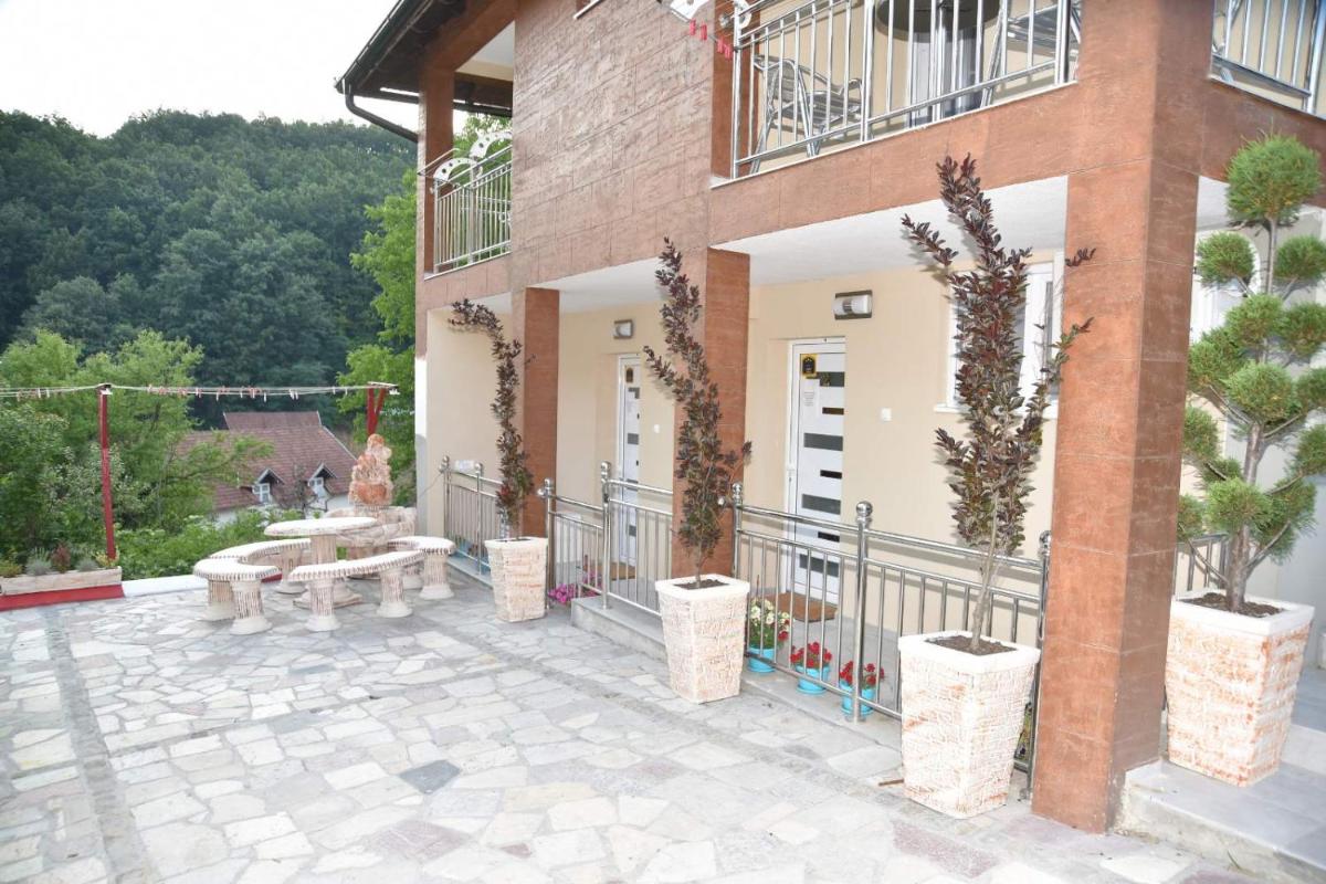 Vila Lux Nedeljkovic Gornja Trepca - Housity