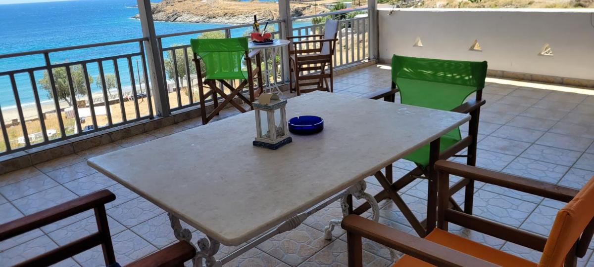 House on the Beach 1st Floor one room apartment - Housity