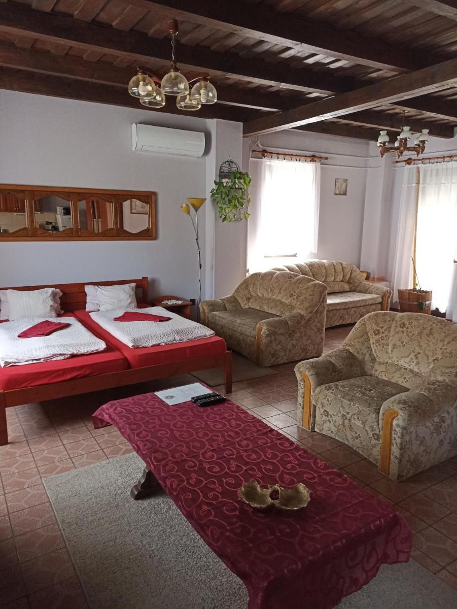 Ginkgo Apartman - Housity