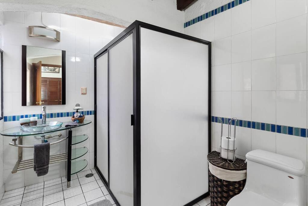 +MS +Casa Tequis +Hermoso Jardín - Housity