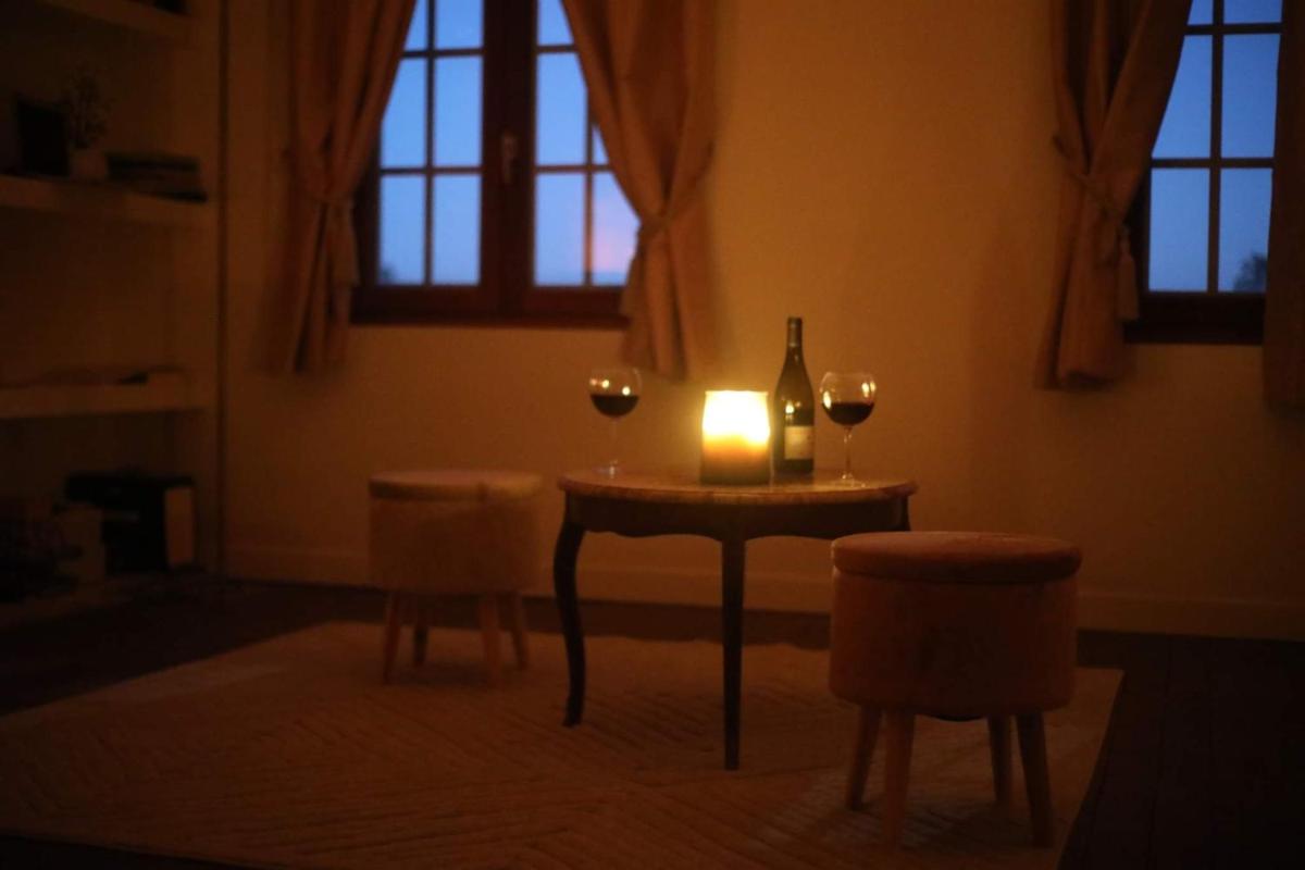 La Montrieuse, Chambre individuelle avec sauna et baignoire spa - Housity