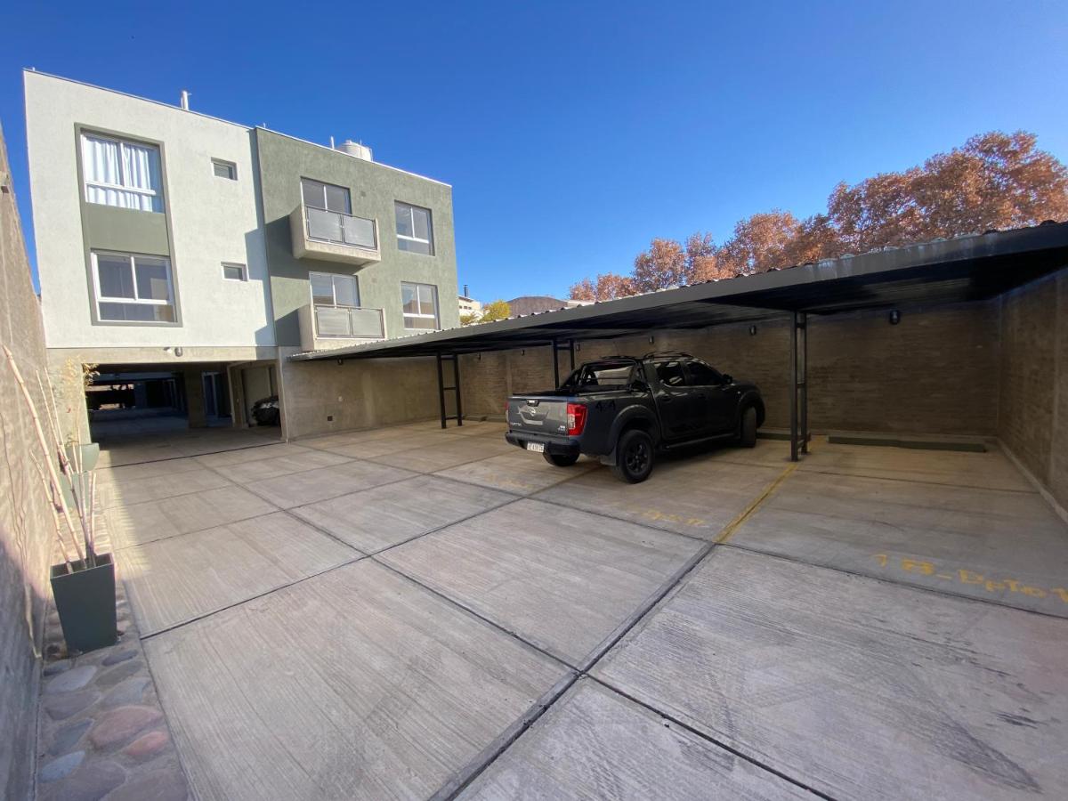 Los Olivos Apartment - Housity
