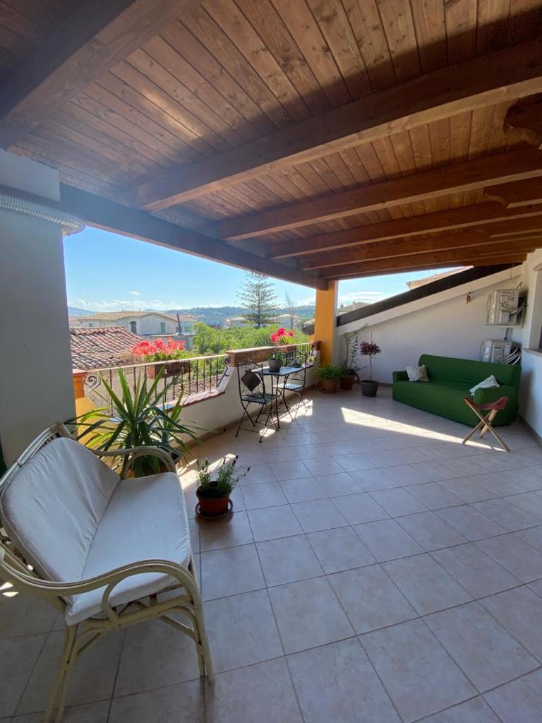 Carmen House - Housity