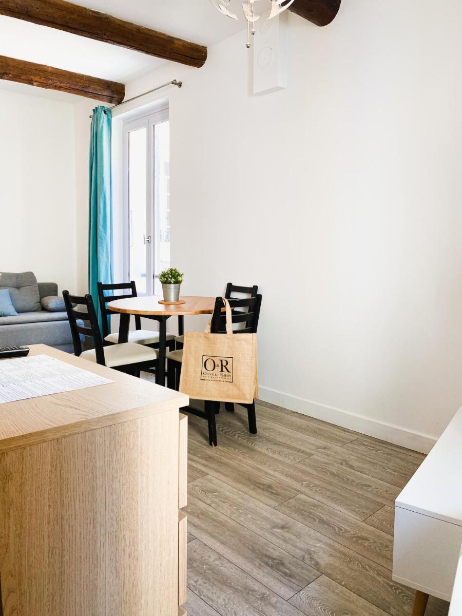 OR - studio en plein centre de l'Isle sur Sorgue - Housity