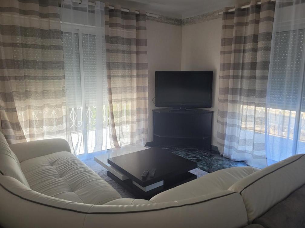 Tartana - Housity