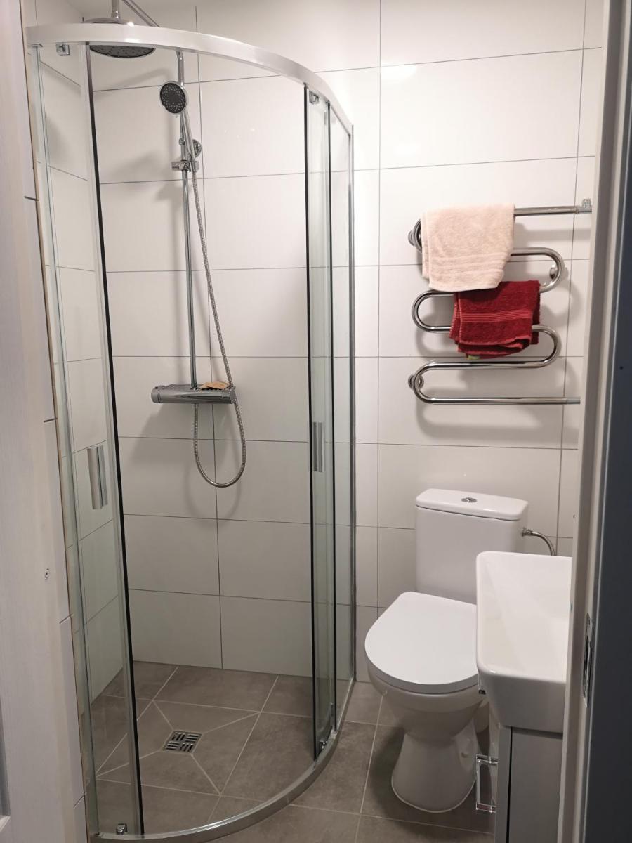 Atostogos Pervalkoje - Housity