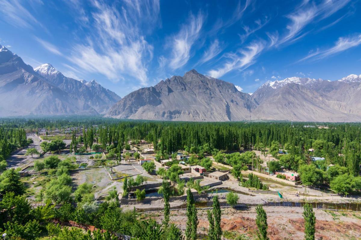 LOKAL x Skardu (City Center) - Housity