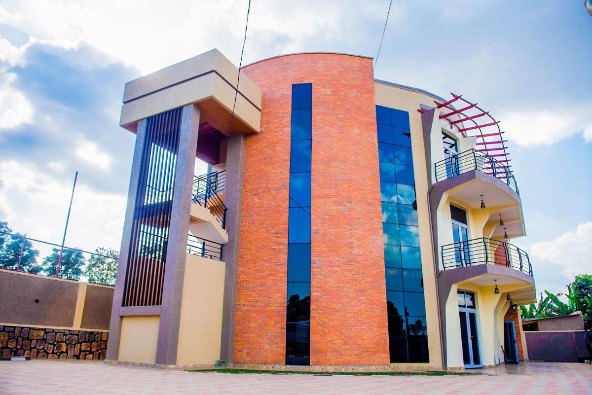 Apartment with Fantastic View of Kigali - Bedroom #1 - Housity