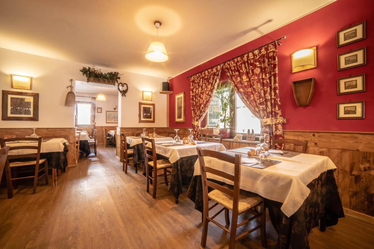 Albergo Punta Zerbion - Housity
