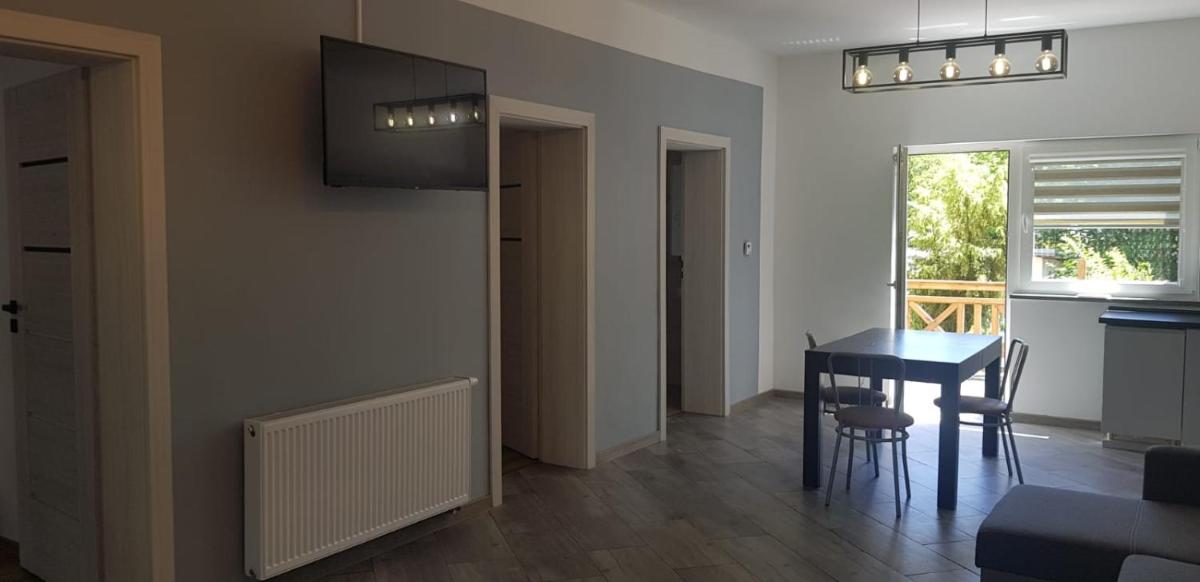 Stara Mleczarnia - Housity