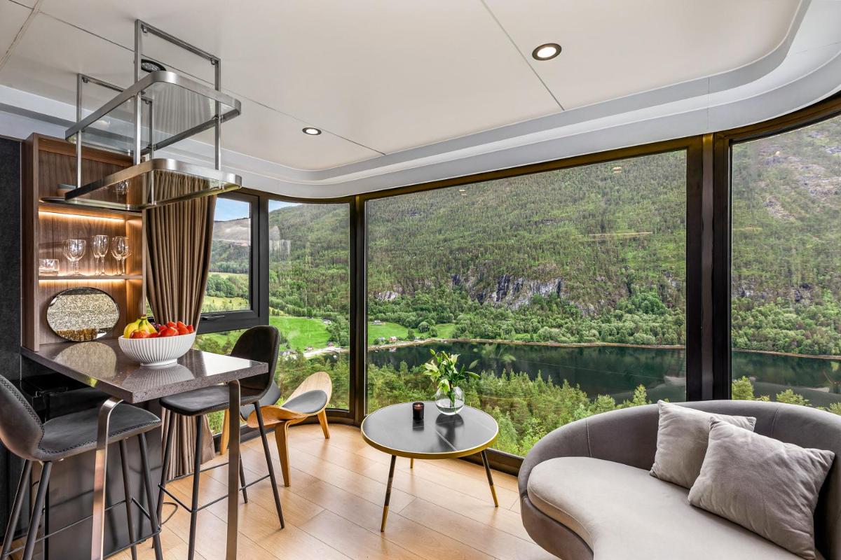 Sogndal Fjordpanorama - The atmosphere - Housity
