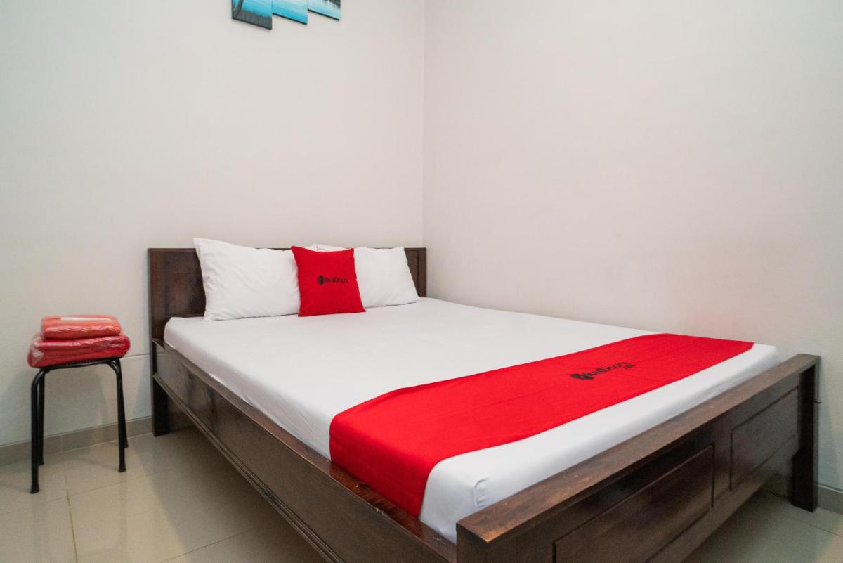 RedDoorz at MERR Rungkut Jl Gunung Anyar - Housity