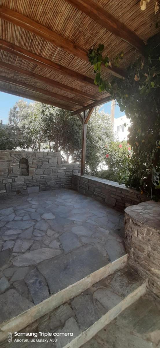 Ranias House - Housity