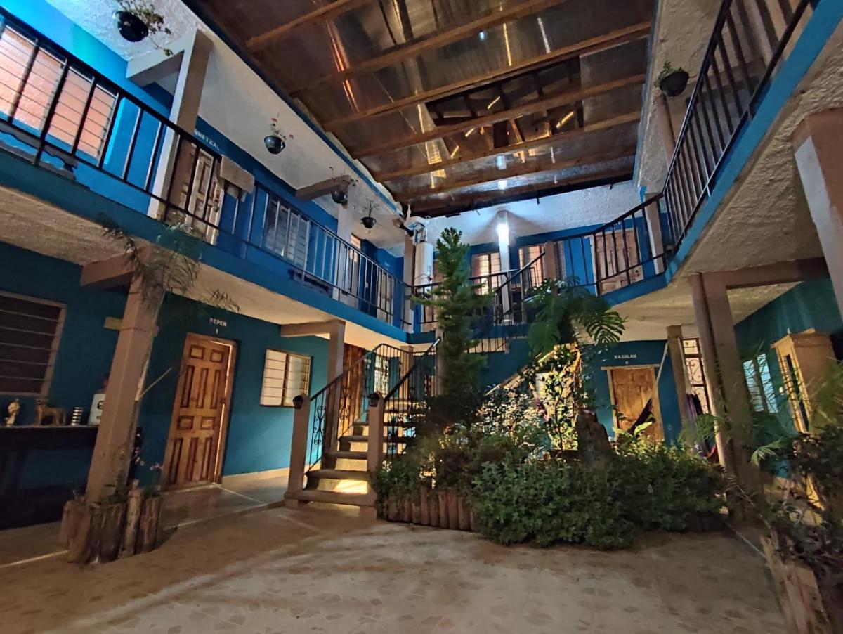 Hostal IKAL - Housity