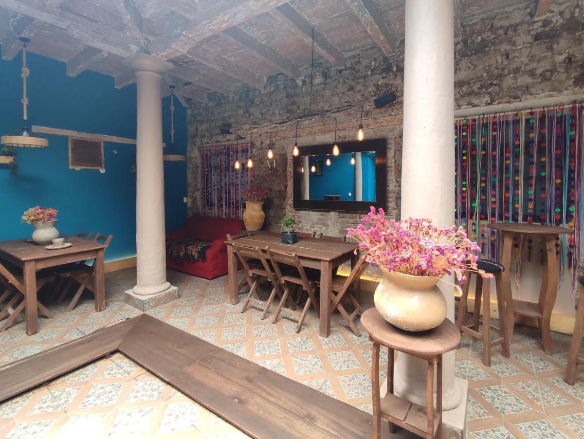 Hostal IKAL - Housity