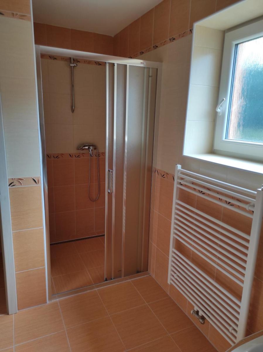 Domeček u lesa - Housity