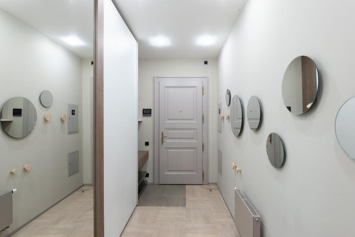 NEW LUXURY Apt with AC&PARKING in the center of Prague - Housity