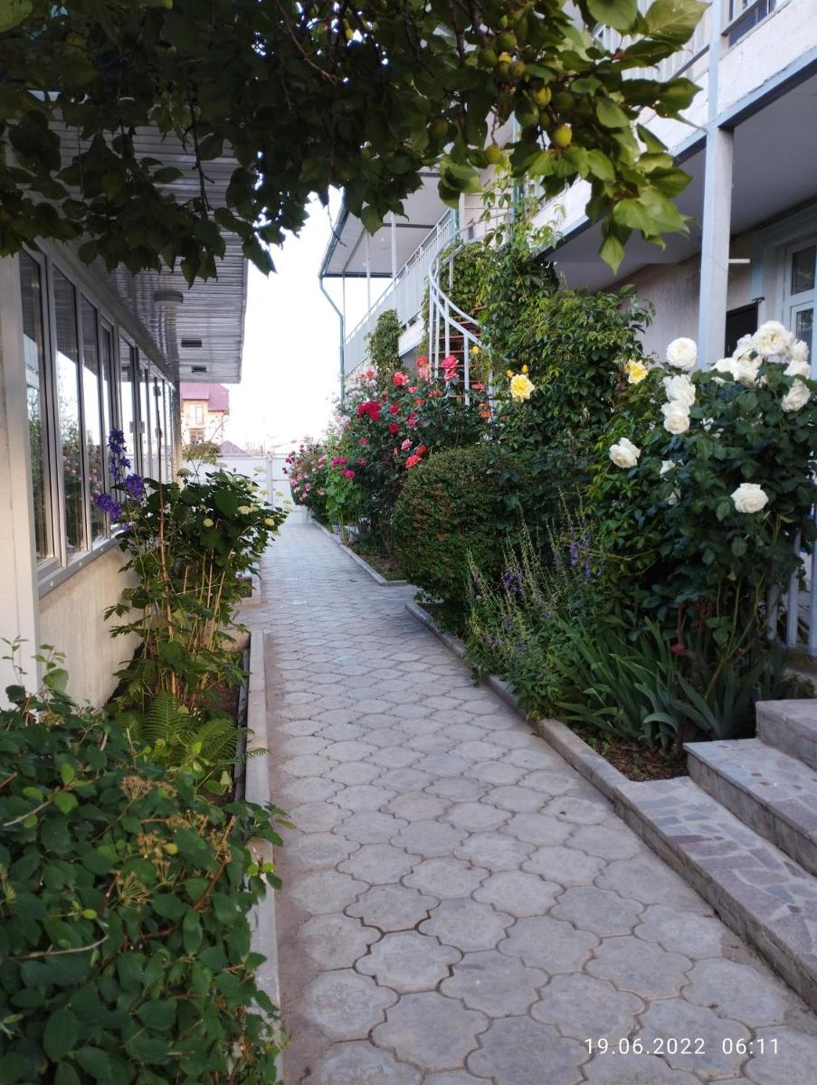 Seven Tours - Housity
