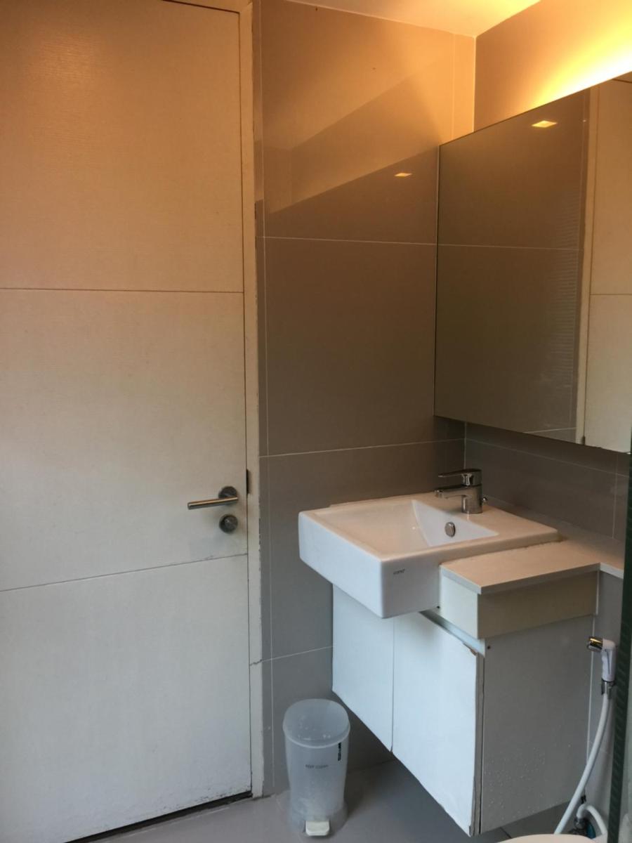 Livat5r1042 - Housity