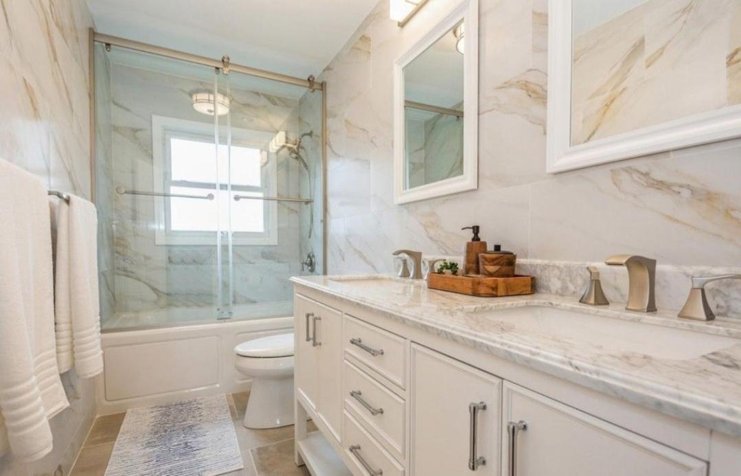 Sag Harbor Beauty - Housity
