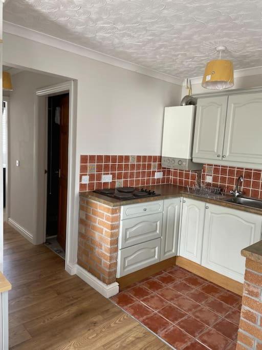 The Cwtch - a self contained one bedroom annex - Housity