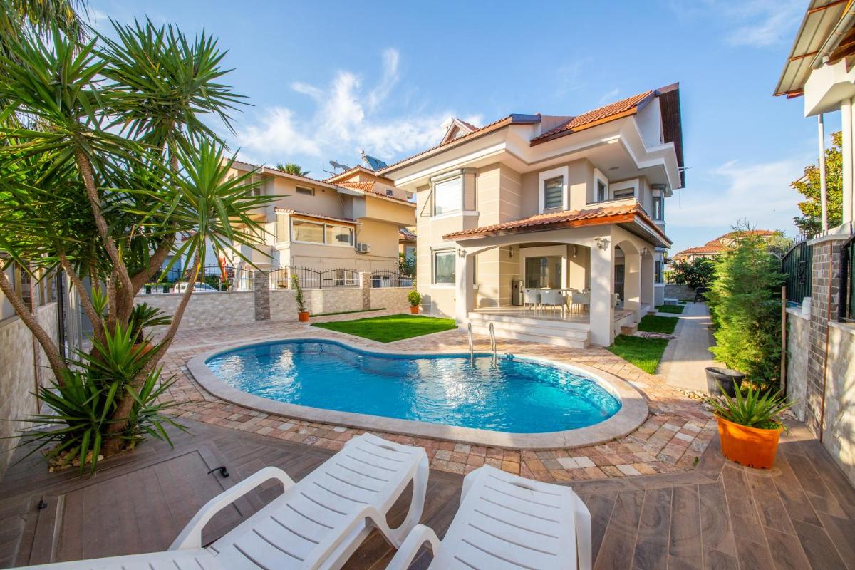 Villa Apple Tree Icmeler Daily Weekly Rentals - Housity