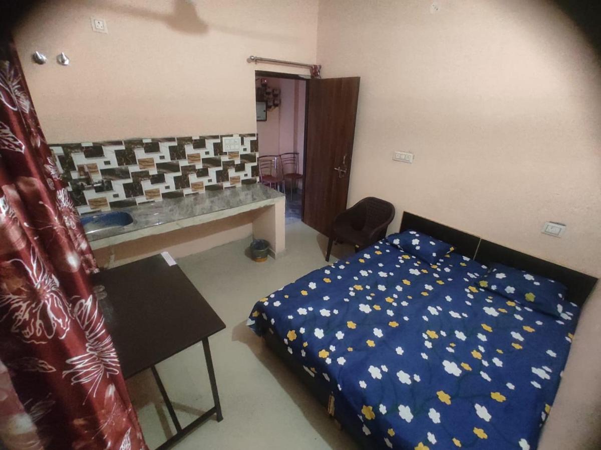 Dabral House - Housity