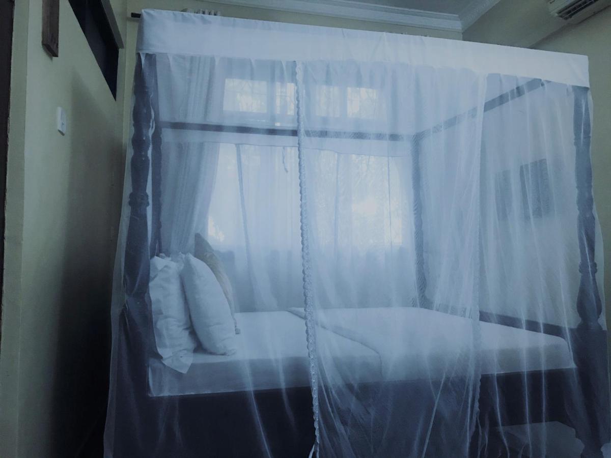 Transit Airport B&B - Housity