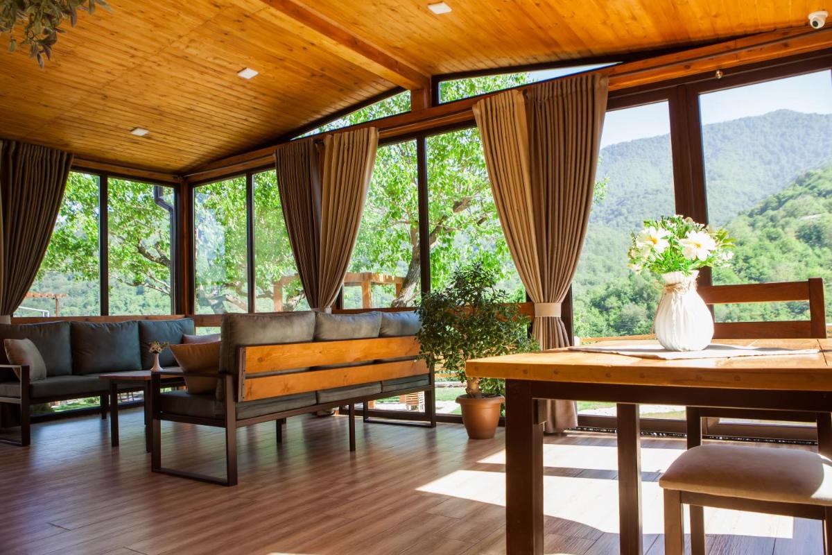 DiliVita Rest House - Housity