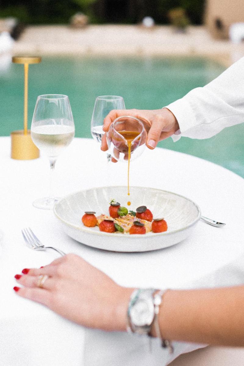 Nourriture dans l'hôtel ou à proximité