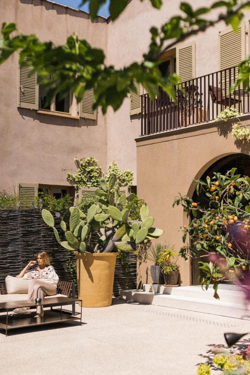 Jardin de l'établissement MUSE Saint Tropez - Small Luxury Hotels of the World