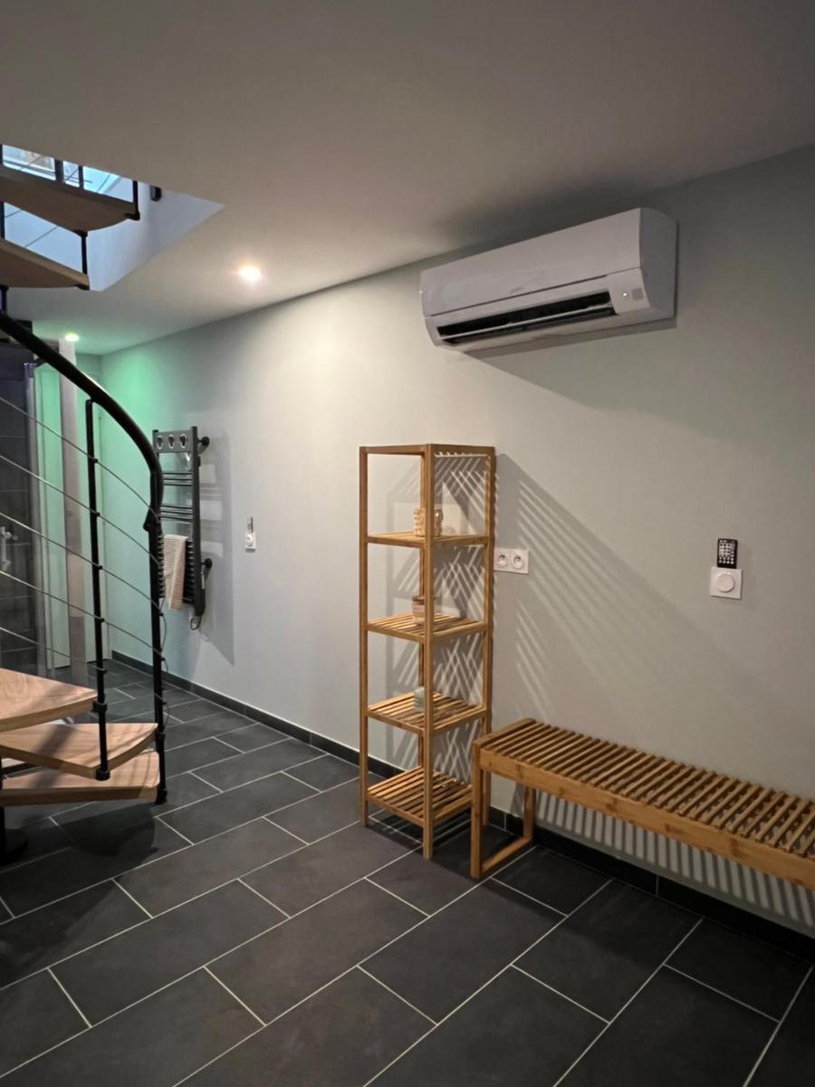 Petite maison cosy et moderne avec bain à remous - Housity