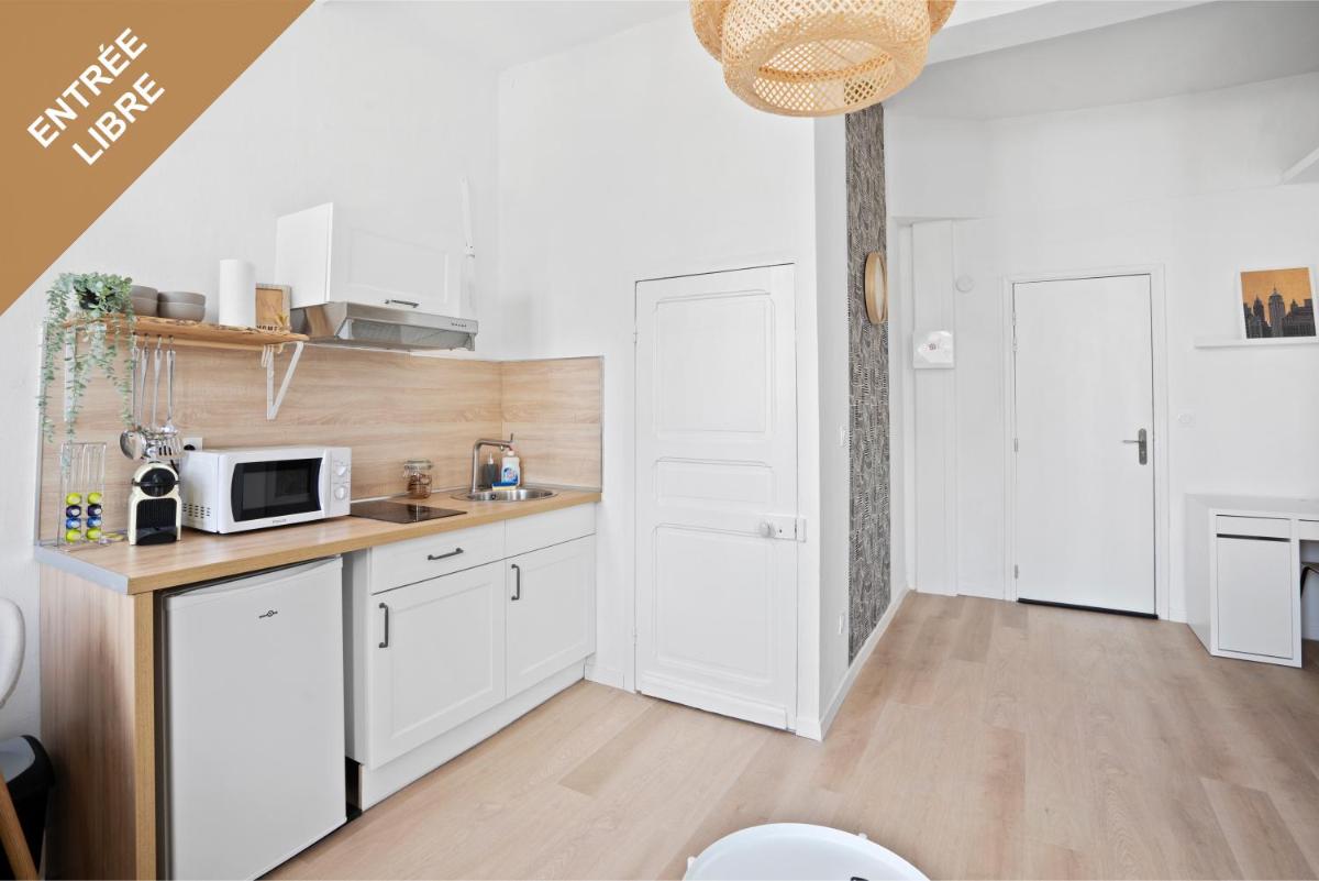 *Lasuite #2 YELLOW* - Housity