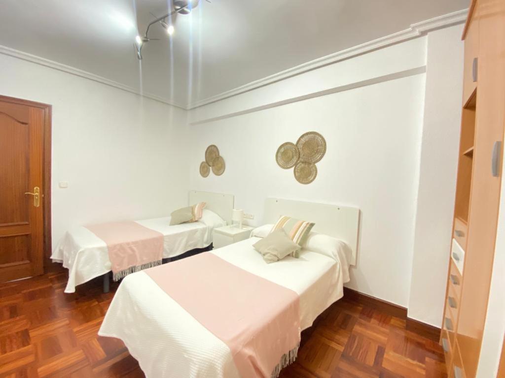 ZARAUTZ CENTRO Garaje-Parking-Free - Housity
