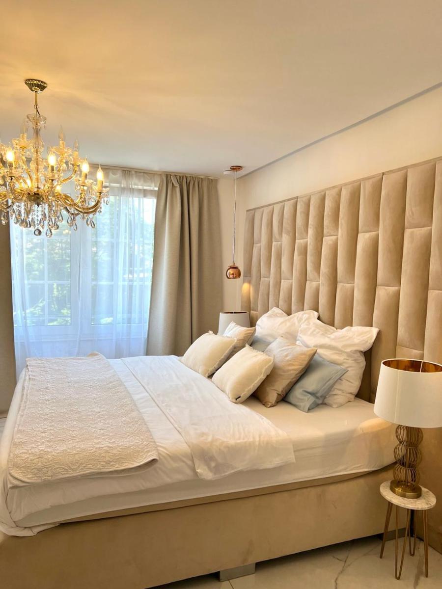 Kamin und Fußbodenheizung, Luxrem Apartments best in Homeoffice - Housity