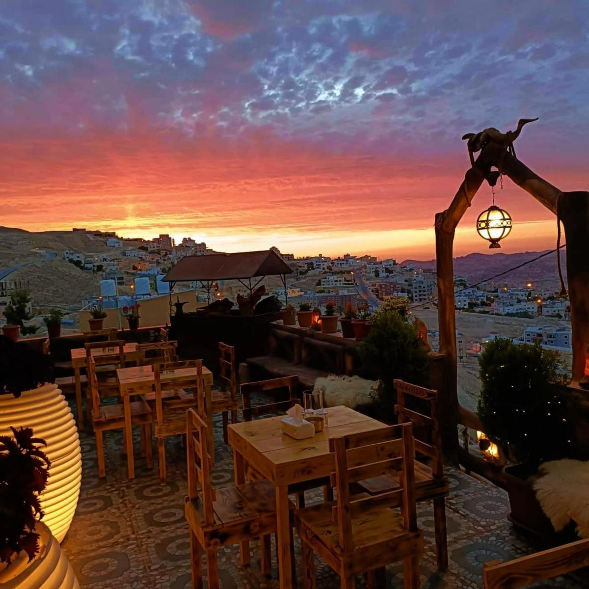 Petra Desert Dream Hotel - Housity