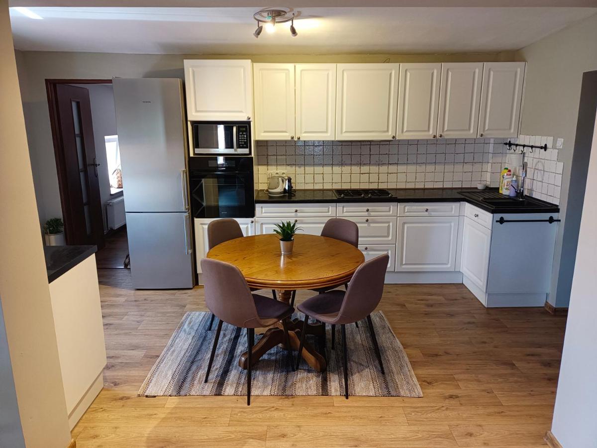 Luxary apartment on top of Walbrzych - Housity