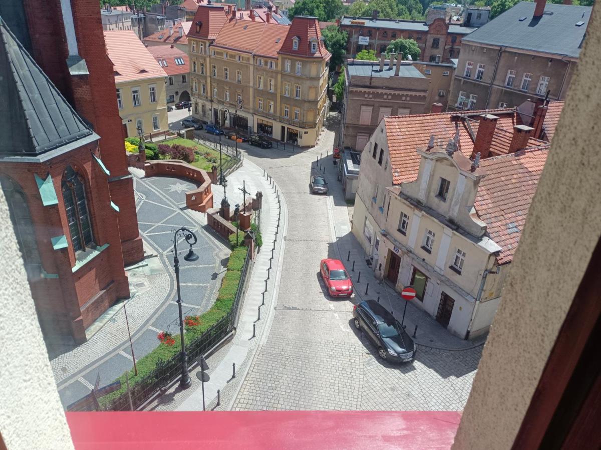 Luxary apartment on top of Walbrzych - Housity