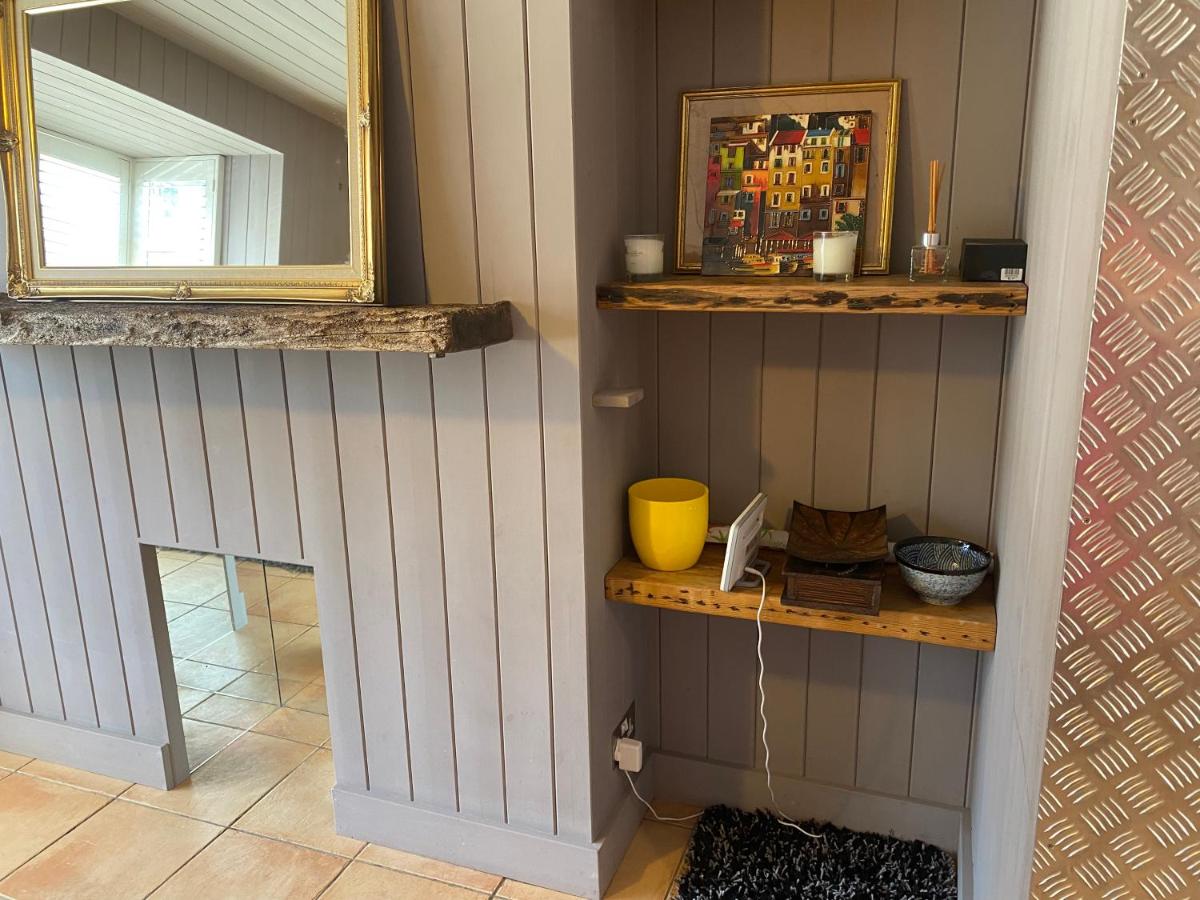 Beautiful Brighton House - Free Parking - Housity