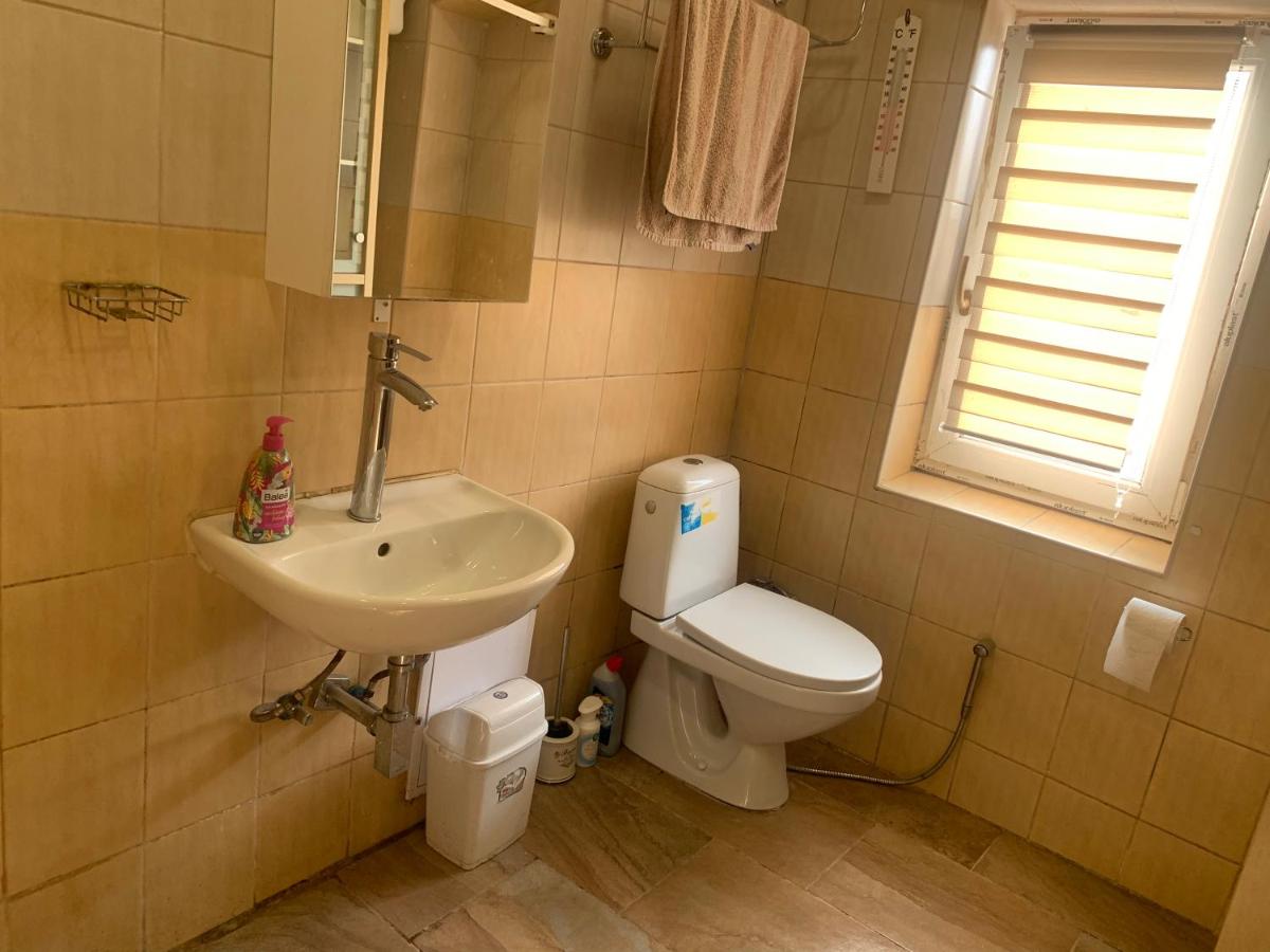Ubytování v apartmánu, 2 ložnice, na farmě - Housity