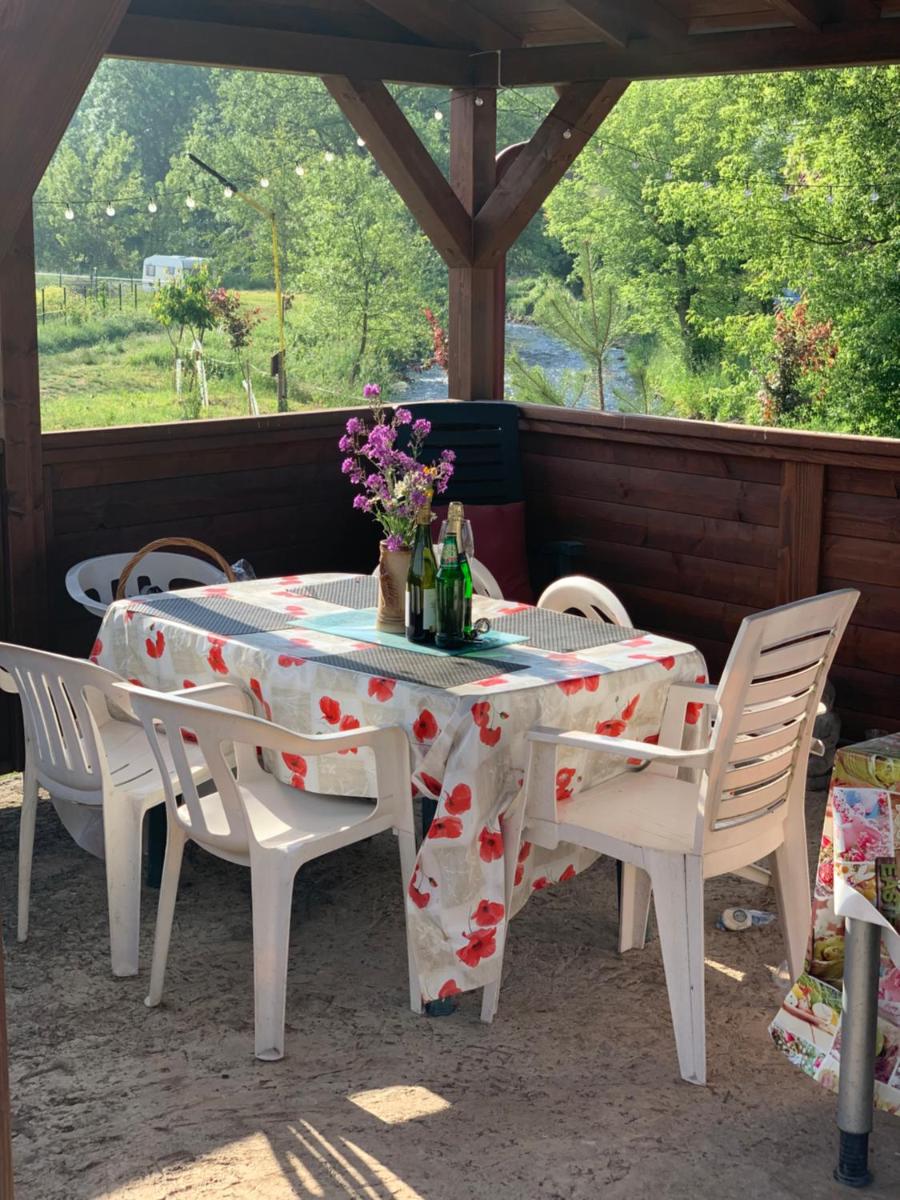 Ubytování v apartmánu, 2 ložnice, na farmě - Housity