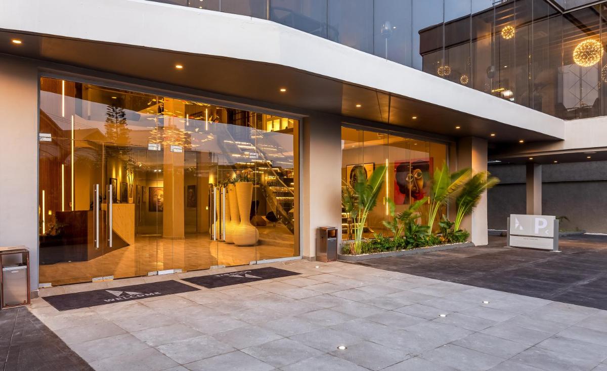 Suitetrails - The Art Hotel