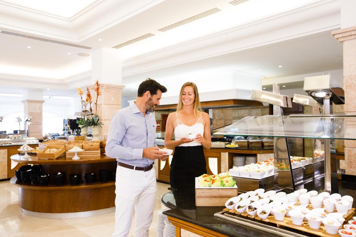 Clientes alojados en CM Mallorca Palace - Only Adults