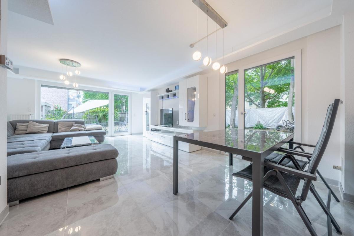 Private House - Housity