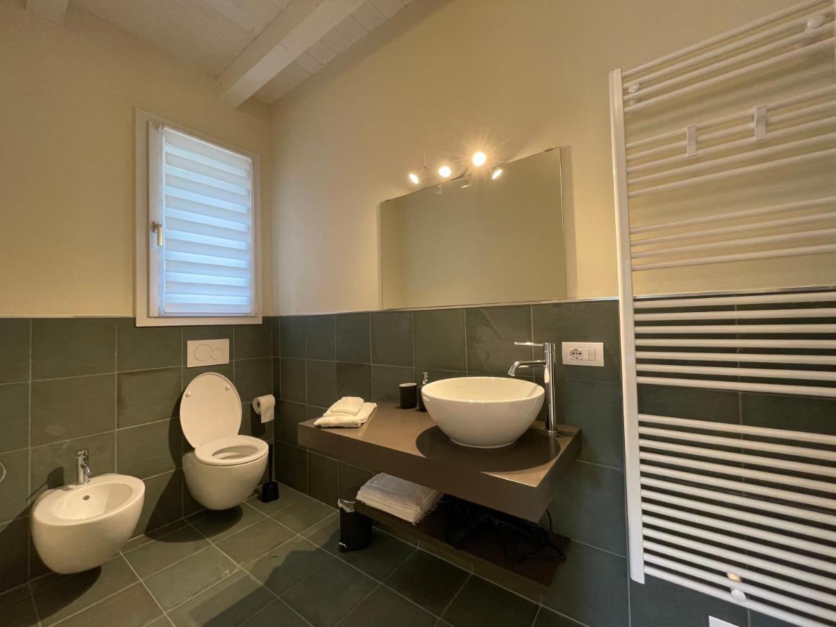 Pioppi Neri R&B - Housity